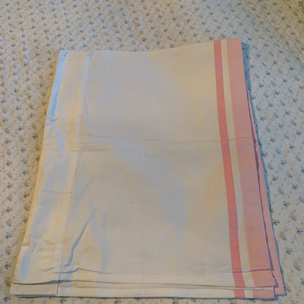 Pottery Barn Kids Valance
